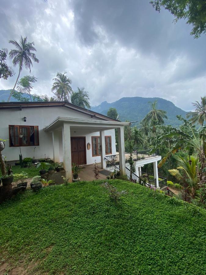 Pearl'S Homestay Matale Exterior foto
